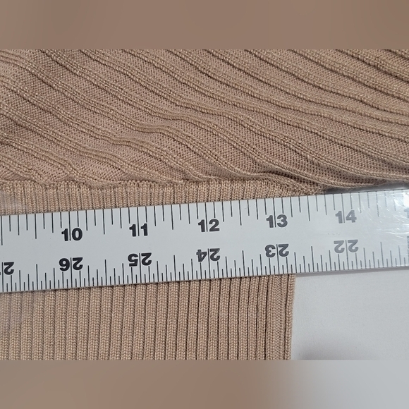 Dreamers By Debut Ribbed Wrap Style V Neck Open Back Crop Sweater Size Small - Picture 3 of 10